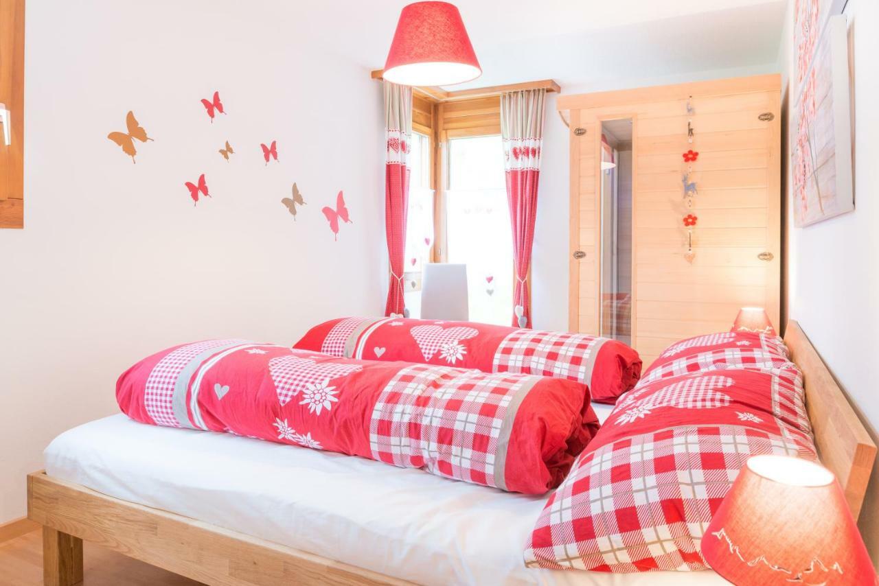 Casa Sur Plaun - 3.5 Zimmerwohnung Sagogn エクステリア 写真
